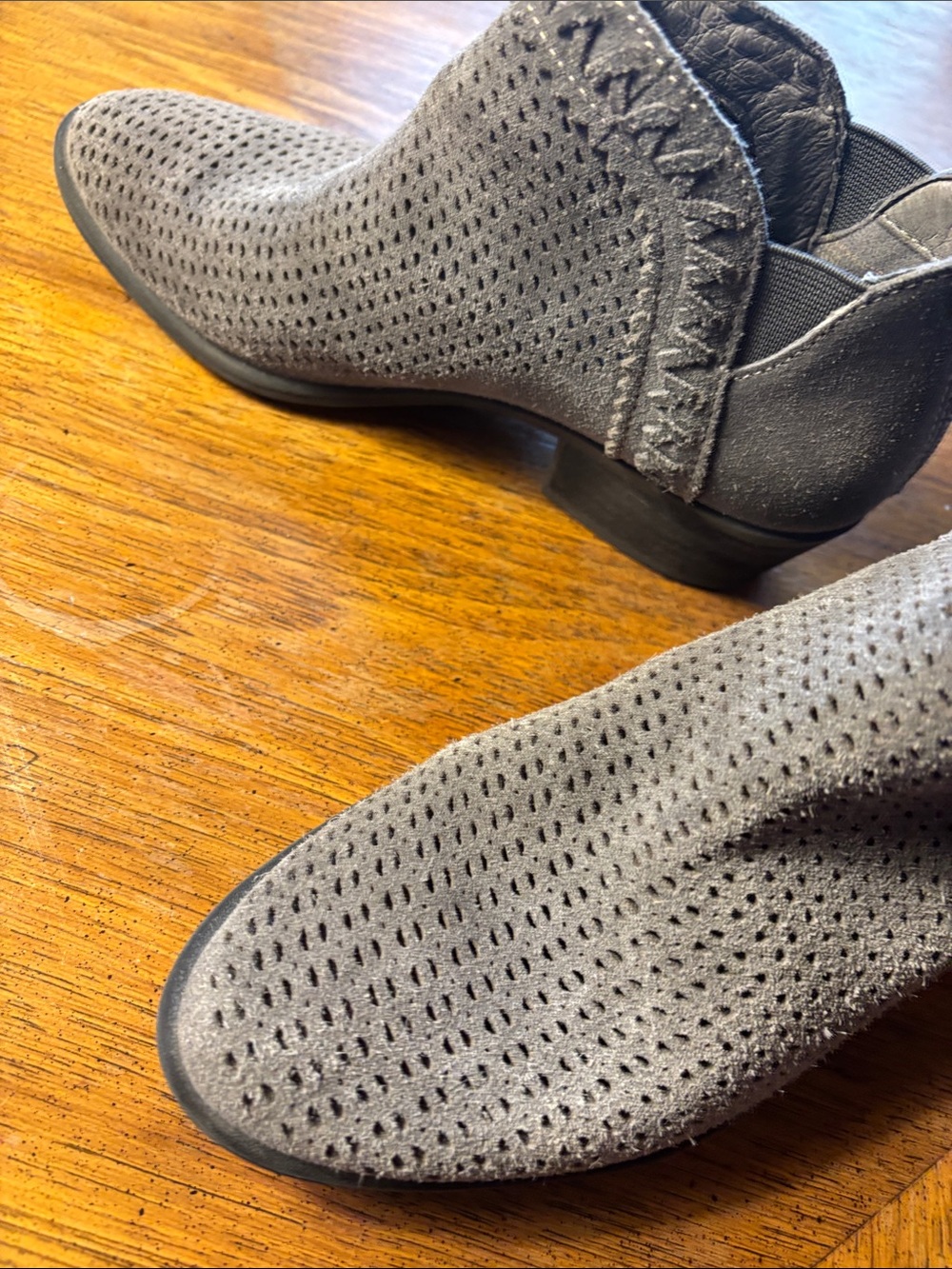 Earth Women's Gray Perforated Ankle Booties - Picture 5 of 9